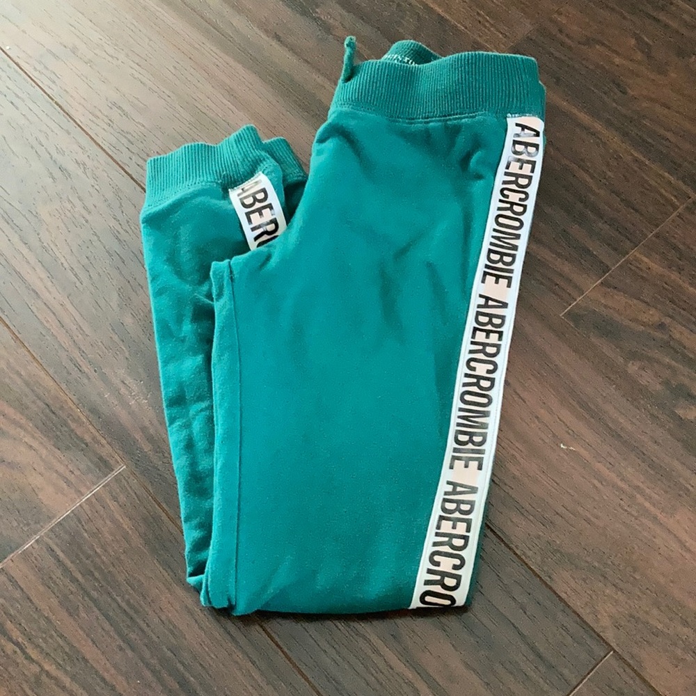 🛑SOLD🛑 Abercrombie Sweats